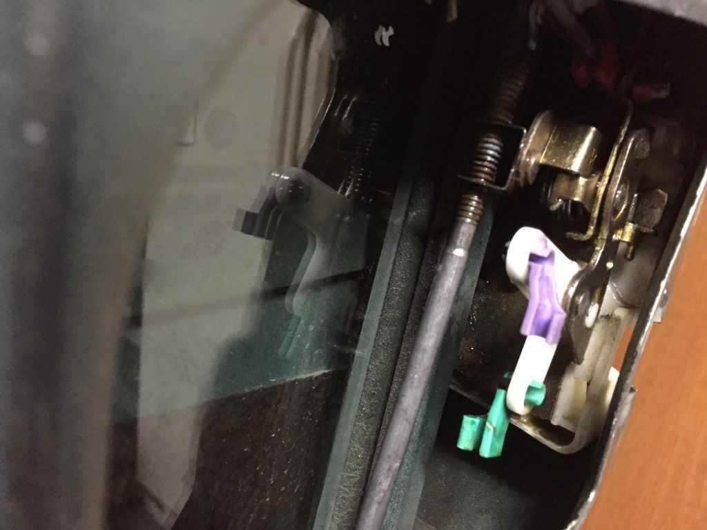 Surprise! Door locked and no key. HELP Jeep Wrangler Forum