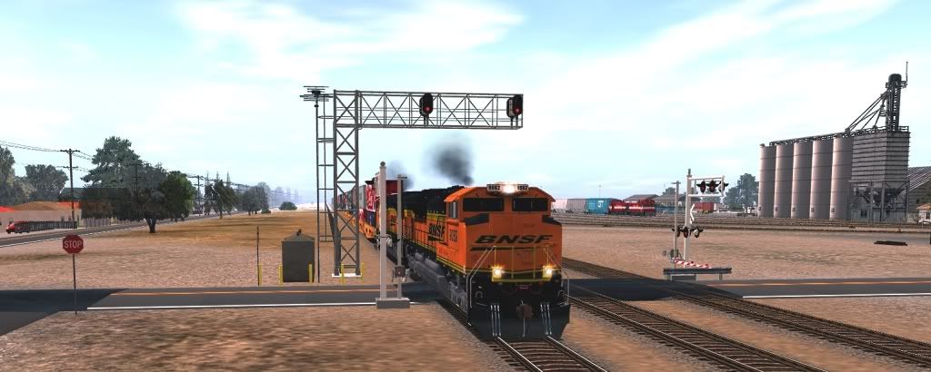 BNSF_StackTrain_At_Crossing2.jpg