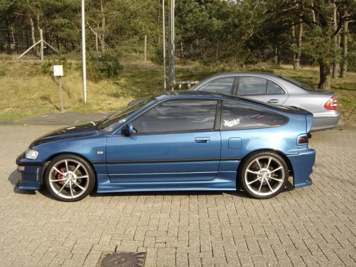 http://i950.photobucket.com/albums/ad348/tvspel123/Honda-CRX-49.jpg