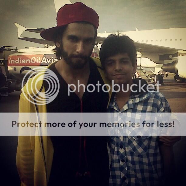 photo BVfvMpdCAAA5a5Rjpglarge_zpsbad46915.jpeg